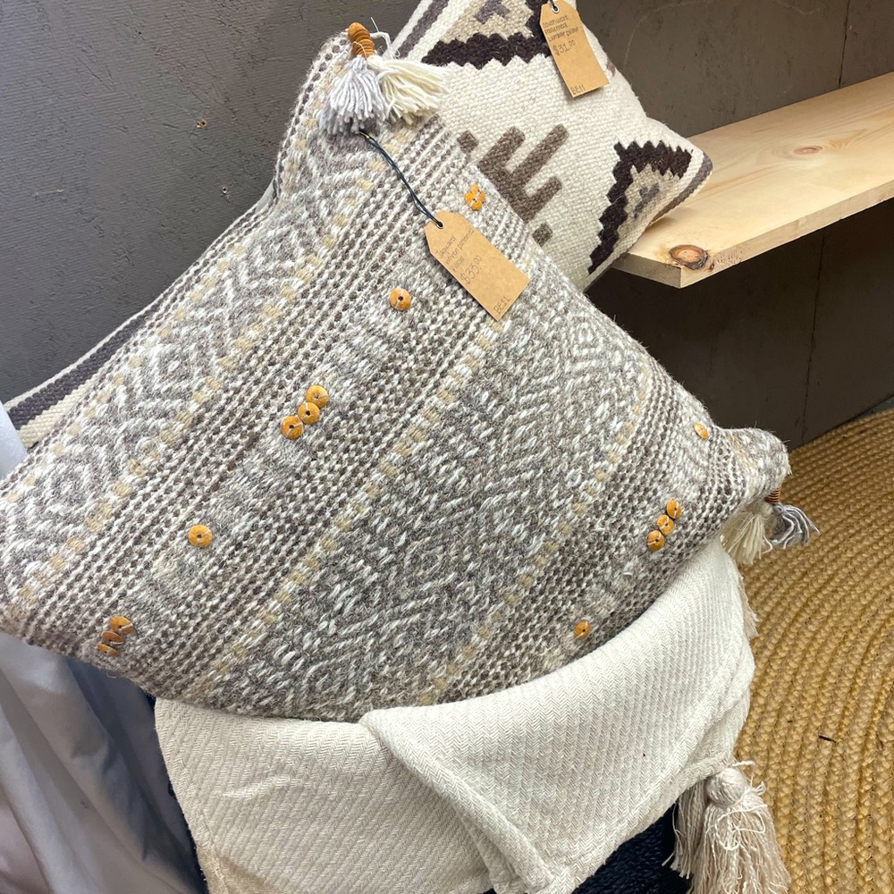 Soft Western Textured wool poly filled pillow.